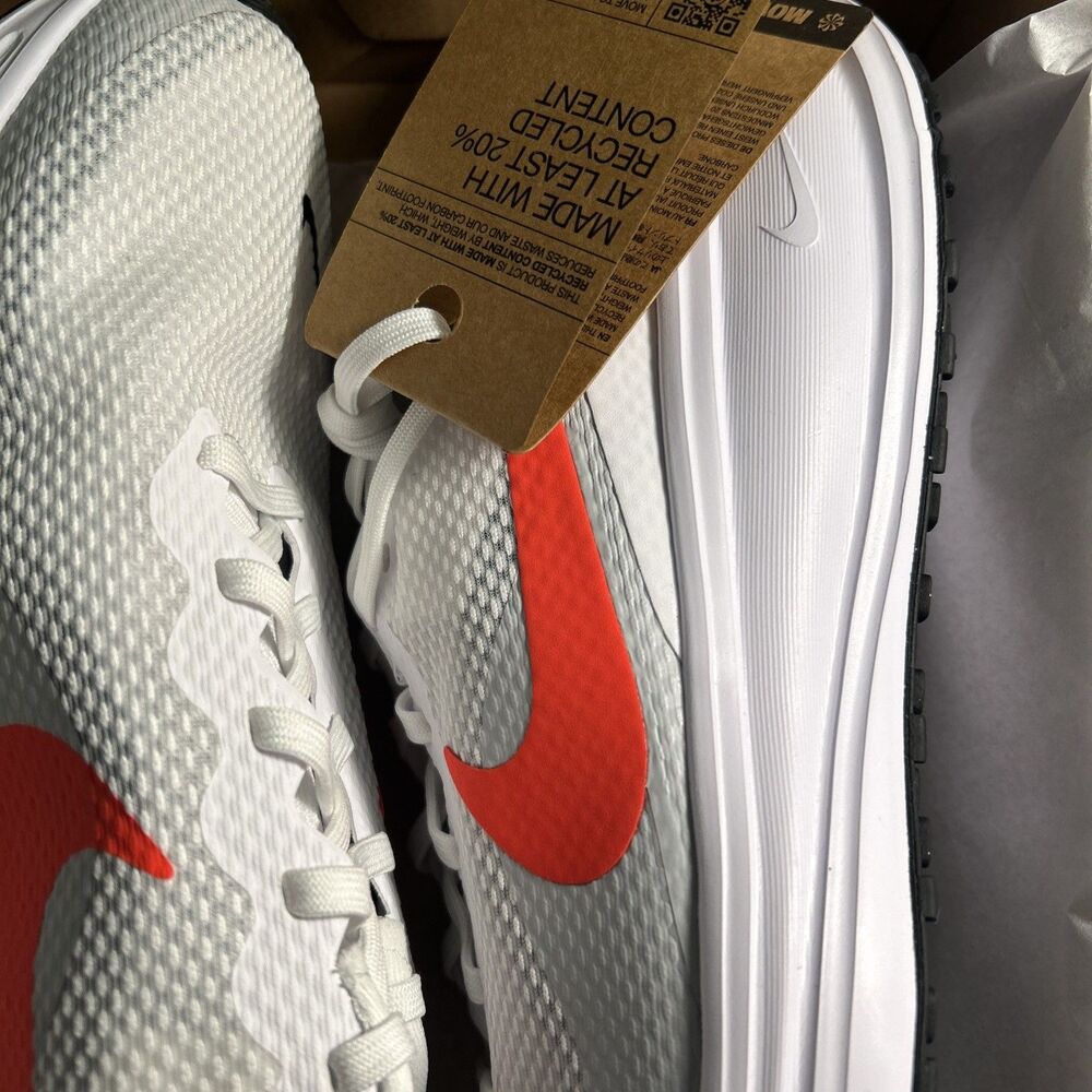 Nike Men’s Size 10.5 Revolution 8 Bright Crimson/White Running Shoes HJ9198-102 - Picture 7 of 8